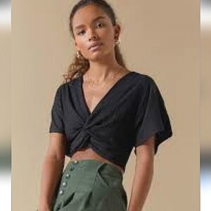 FRANCESCA'S Blue Rain Lezette Front Twist Crop Top In Black. Size S NWOT